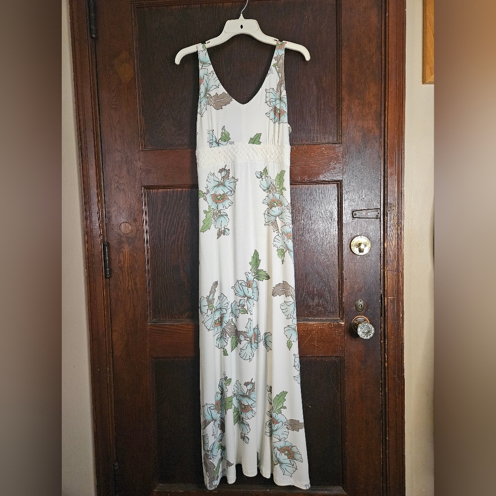 Cool Nights Floral Print Maxi Dress - Size L